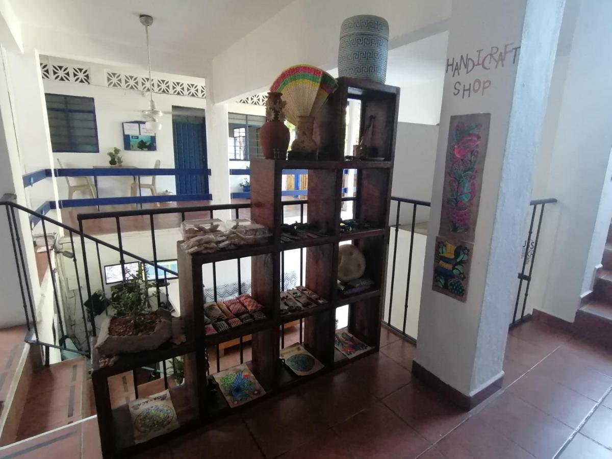 Hotel & Hostal Mayflower Puerto Escondido  Exterior photo